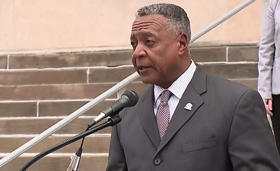 Jackson County Executive Frank White vetoes recall election ordinance