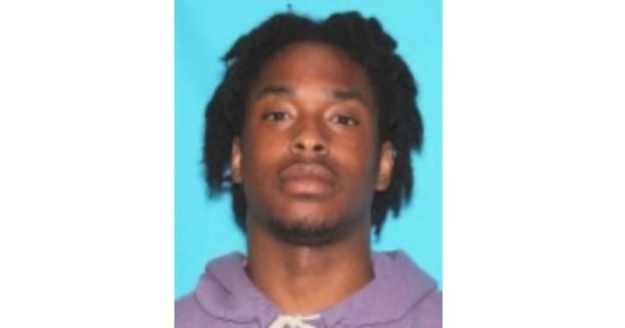 Man charged in shooting of Lee's Summit police officer