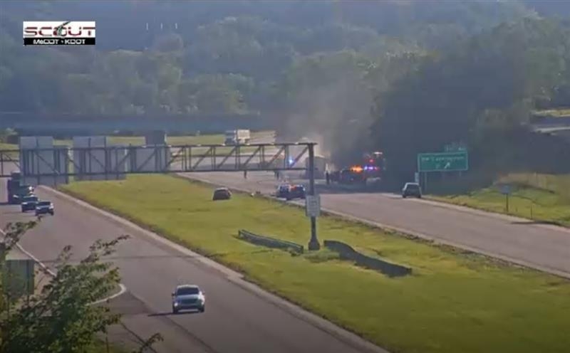 One person dies after head-on crash on I-435: KCPD