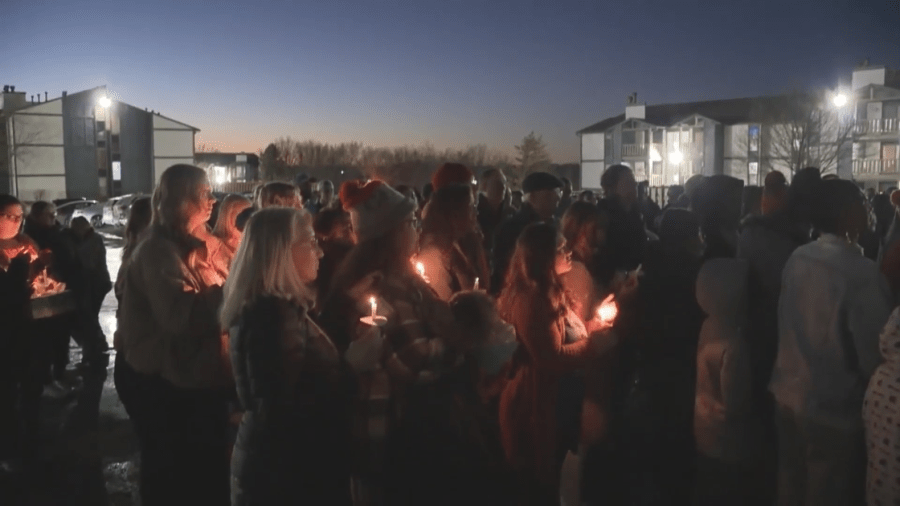 Community holds vigil for family killed in Independence apartment fire