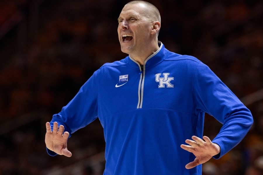 No. 15 Kentucky falls to Texas, 82-78