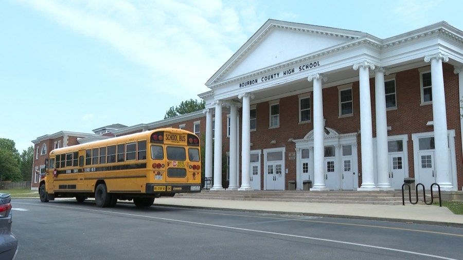 How are cell phone bans in Kentucky classrooms? Here's how a bill could change everything