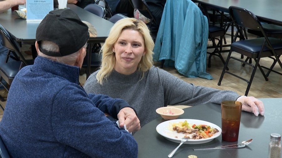 Kentucky first lady helps serve meals to emphasize importance of senior nutrition programs