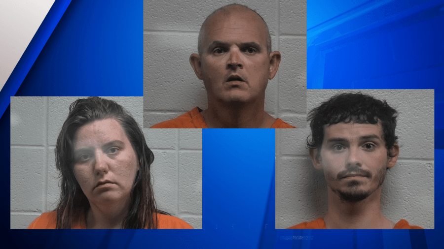 3 children, animals found in Harrodsburg house ‘not suitable for anyone to live in'