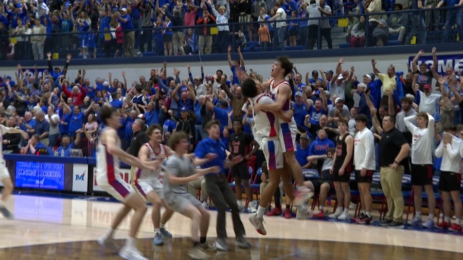 Cayden Reed nails buzzer-beater to knock off GRC, send Montgomery County to Sweet 16