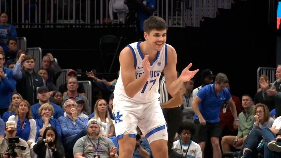 Kerr Kriisa is first Kentucky men's basketball player to enter transfer portal