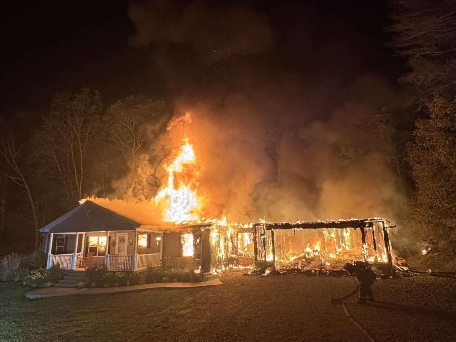 20K gallons of water carried from nearby boat ramp to battle Mount Vernon fire