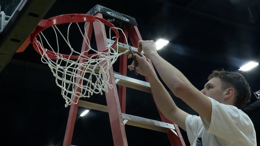 North Laurel beats bitter rival South Laurel in 13th Region championship