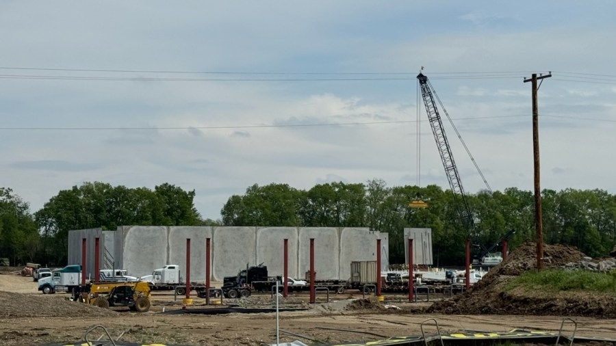 Walls installed at Huber Heights Buc-ee's site