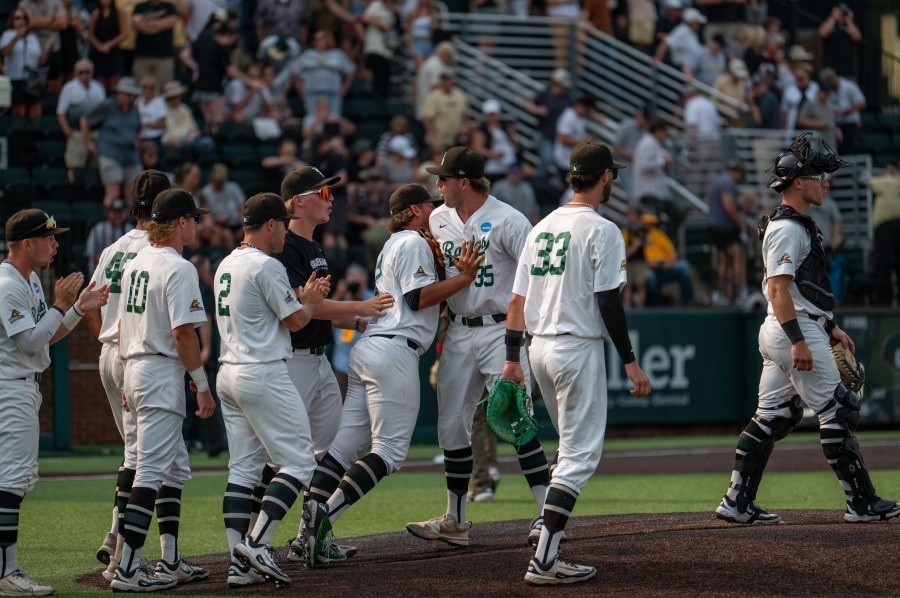 Wright St. upsets No. 1-seed Vanderbilt in NCAA Regional