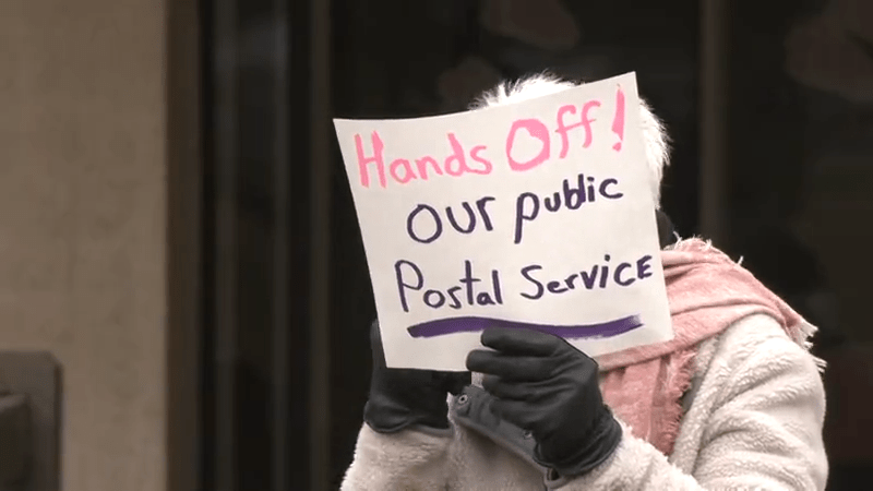 ‘US Mail not for sale:' Dayton postal workers voice privatization concerns
