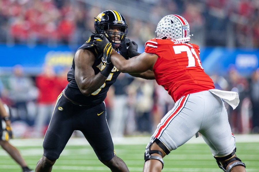 Chiefs select OSU OL Josh Simmons No. 32 overall