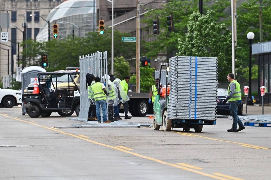 Residents, workers grappling with downtown NATO closures
