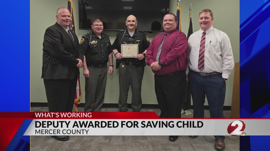 Deputy awarded for helping save child's life