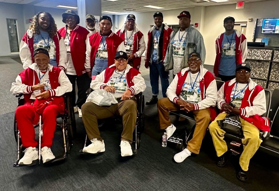 Dayton veterans take honor flight to D.C. memorials