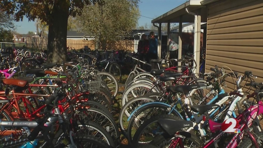 Brookville bicycle man prepares for Easter giveaway