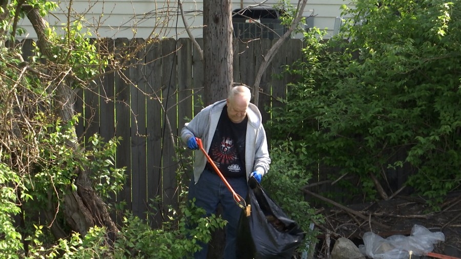 Kettering celebrates Earth Day with community cleanup