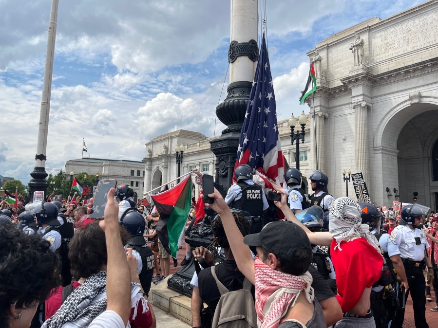 Rioter sentenced for burning American flag during protest in DC