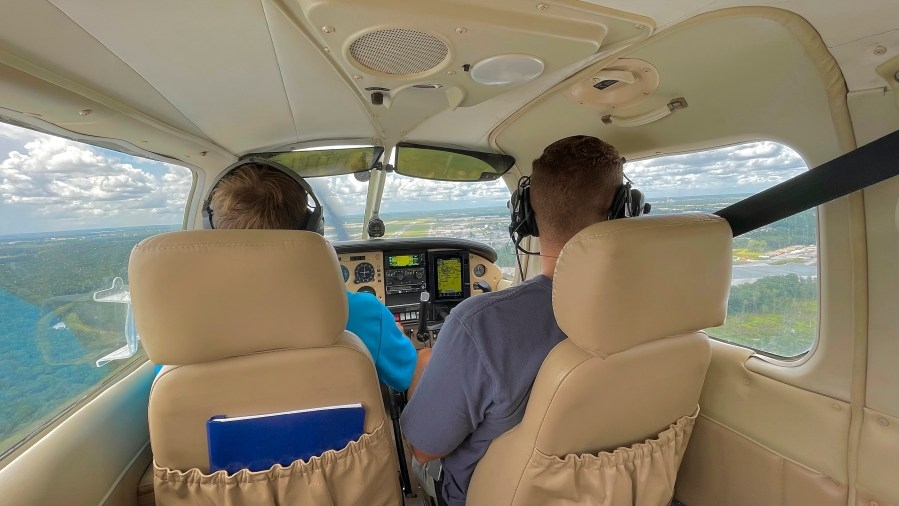 Family of pilot killed in DCA plane crash supports plan to reform the FAA
