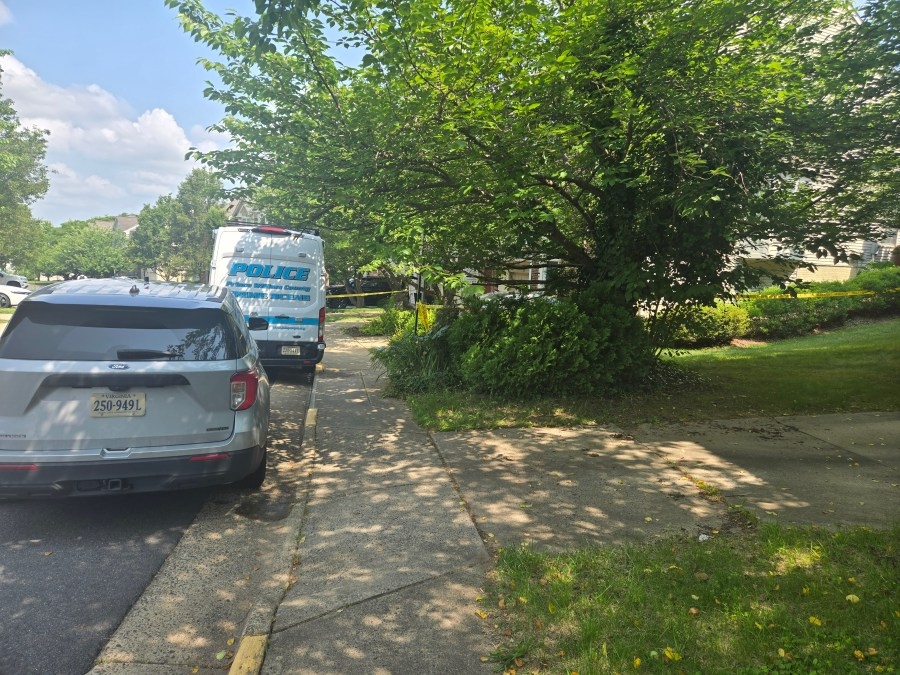 Police: Four people found dead in possible murder-suicide at Manassas Park apartment