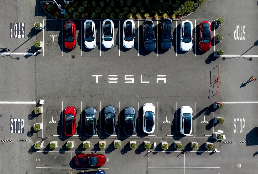 ‘Ask me about my support of Nazis': 2 people wanted for defacing people's Teslas with ‘political hate speech,' DC police say