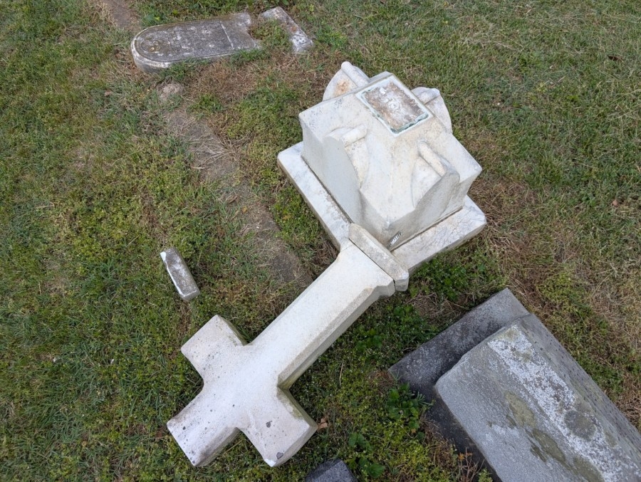 Several gravestones vandalized at Fredericksburg City Cemetery, cemetery says