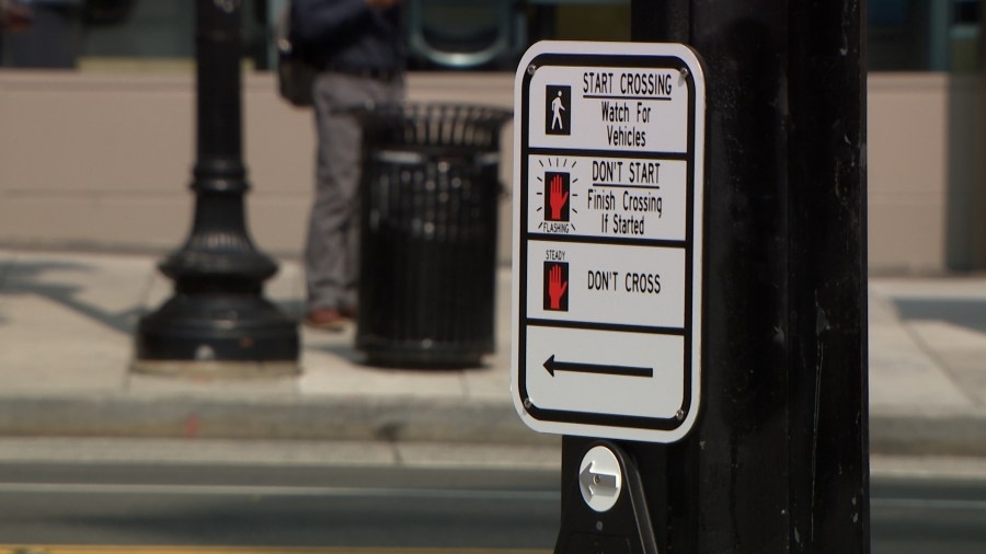 DC faces lawsuit for inadequate pedestrian signals for the blind