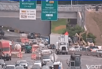Multi-vehicle crash closes parts of I-495 SB in Fairfax County
