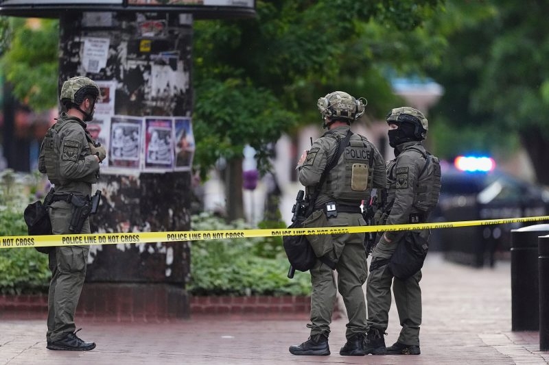 Lawmakers condemn Boulder attack