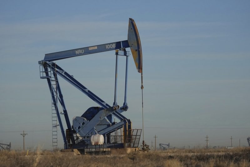 Trump administration fast tracks approval process for oil and gas projects