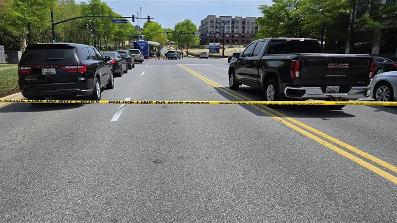PGPD: Officer shoots, kills suspect after two victims were stabbed and their apartment set on fire