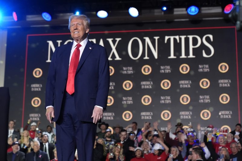 President Trump continues push for ‘no tax on tips'