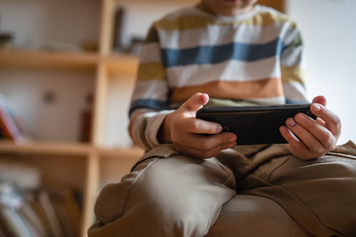 Expert Shares the Amount of Screen Time Within 'Healthy' Limits