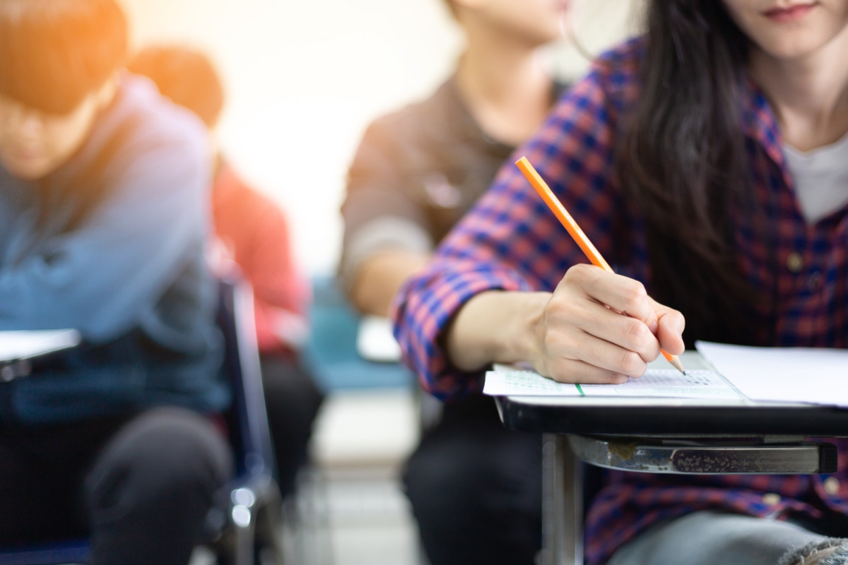 How to Help Your Kid With ADHD Study for Exams