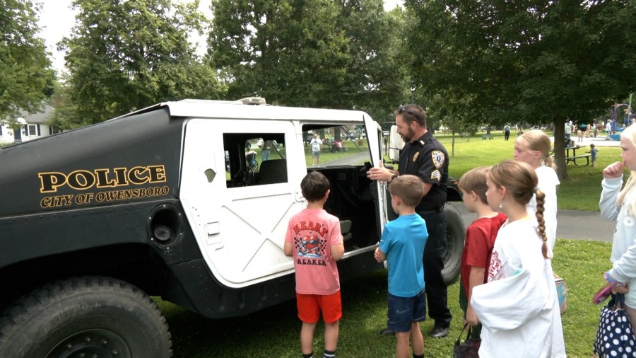 Owensboro police host first ‘police in the park' of the summer