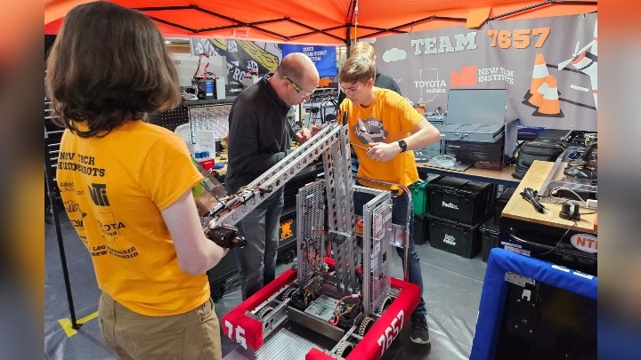 Evansville's New Tech Institute to hold send off for robotics team