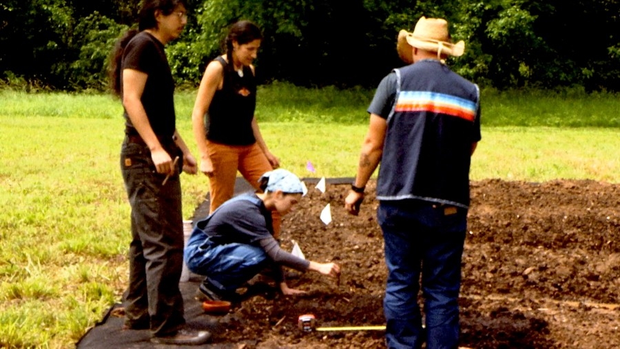 Shawnee farmers plant historic corn at Angel Mounds