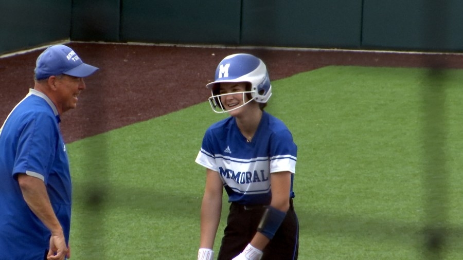 Memorial cruises past Central in IHSAA state tournament
