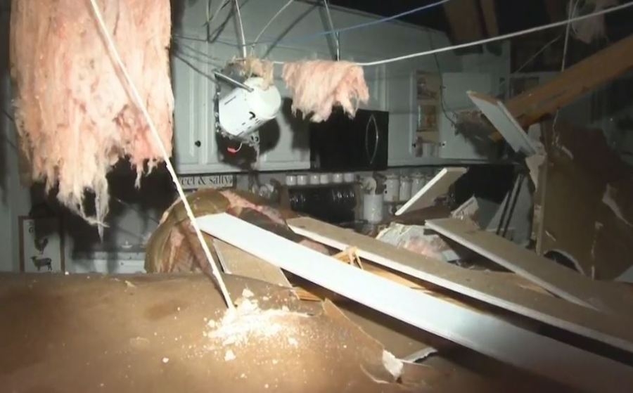 Family of six recalls feeling 'hopeless' during Morganfield tornado