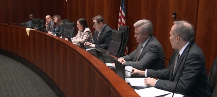 Illinois lawmakers discuss whether to legalize 'medical aid in dying'