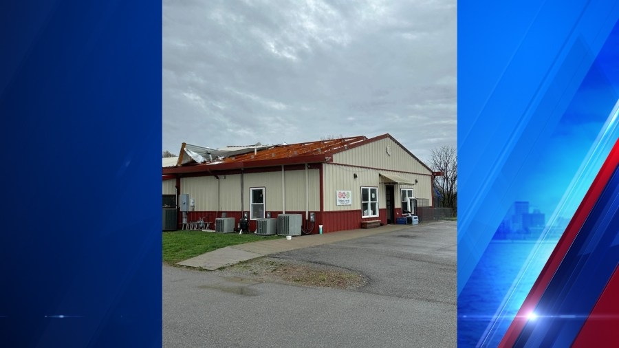 Hopkins County Humane Society loses roof during storms