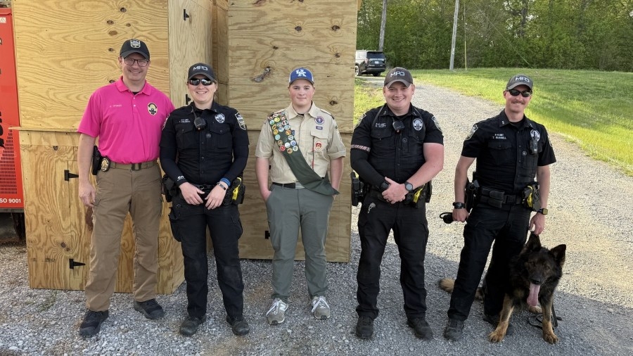 Madisonville PD gets donation of K9 training boxes