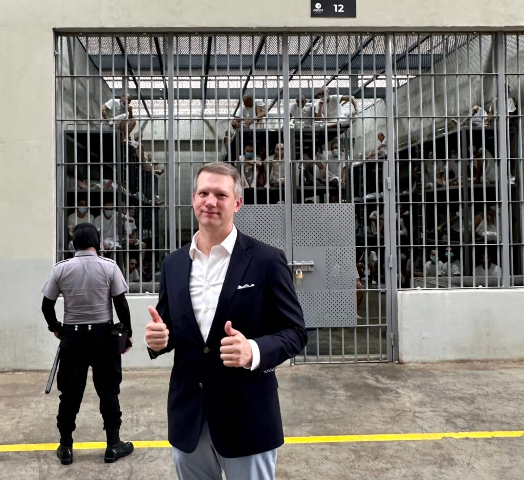 W.Va. Rep. Riley Moore gives El Salvador prison CECOT two thumbs up