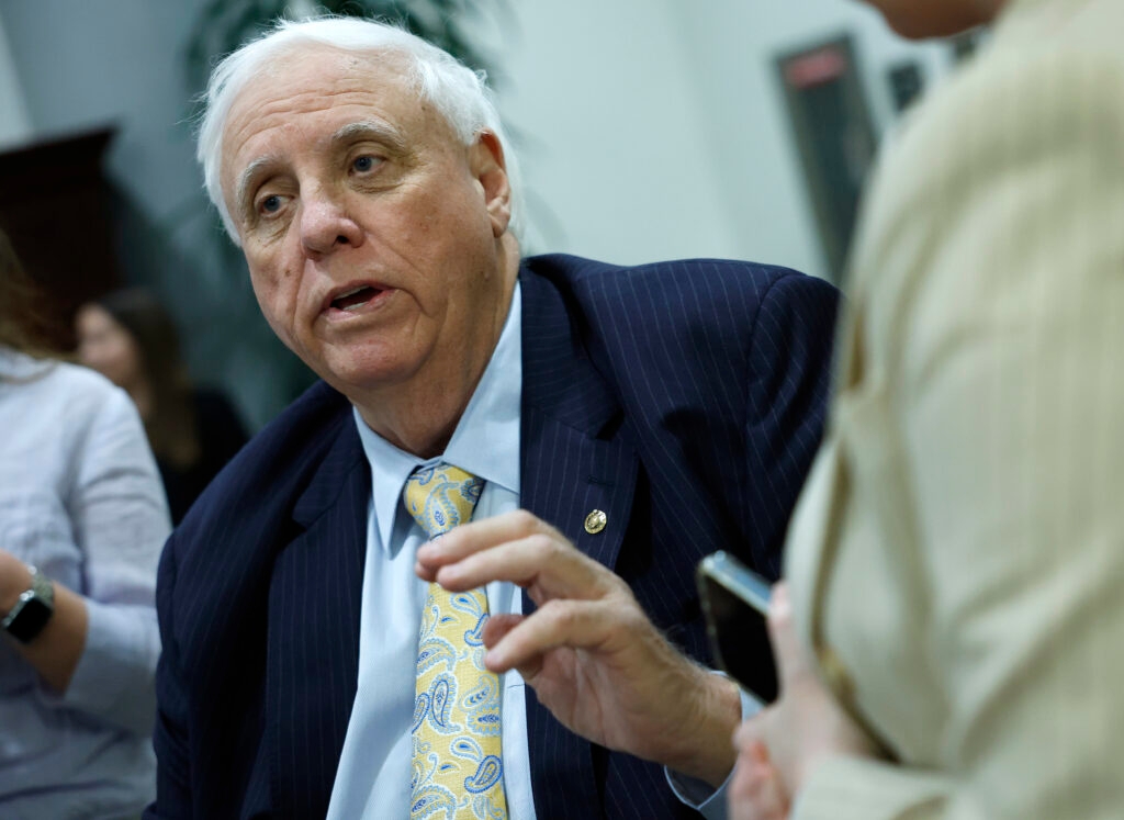 Sen. Justice co-sponsors bill to put whole milk back in school cafeterias