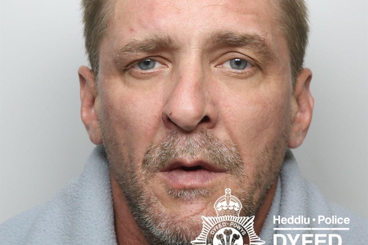The Pembrokeshire drug dealer who stashed 12 grams of heroin inside him