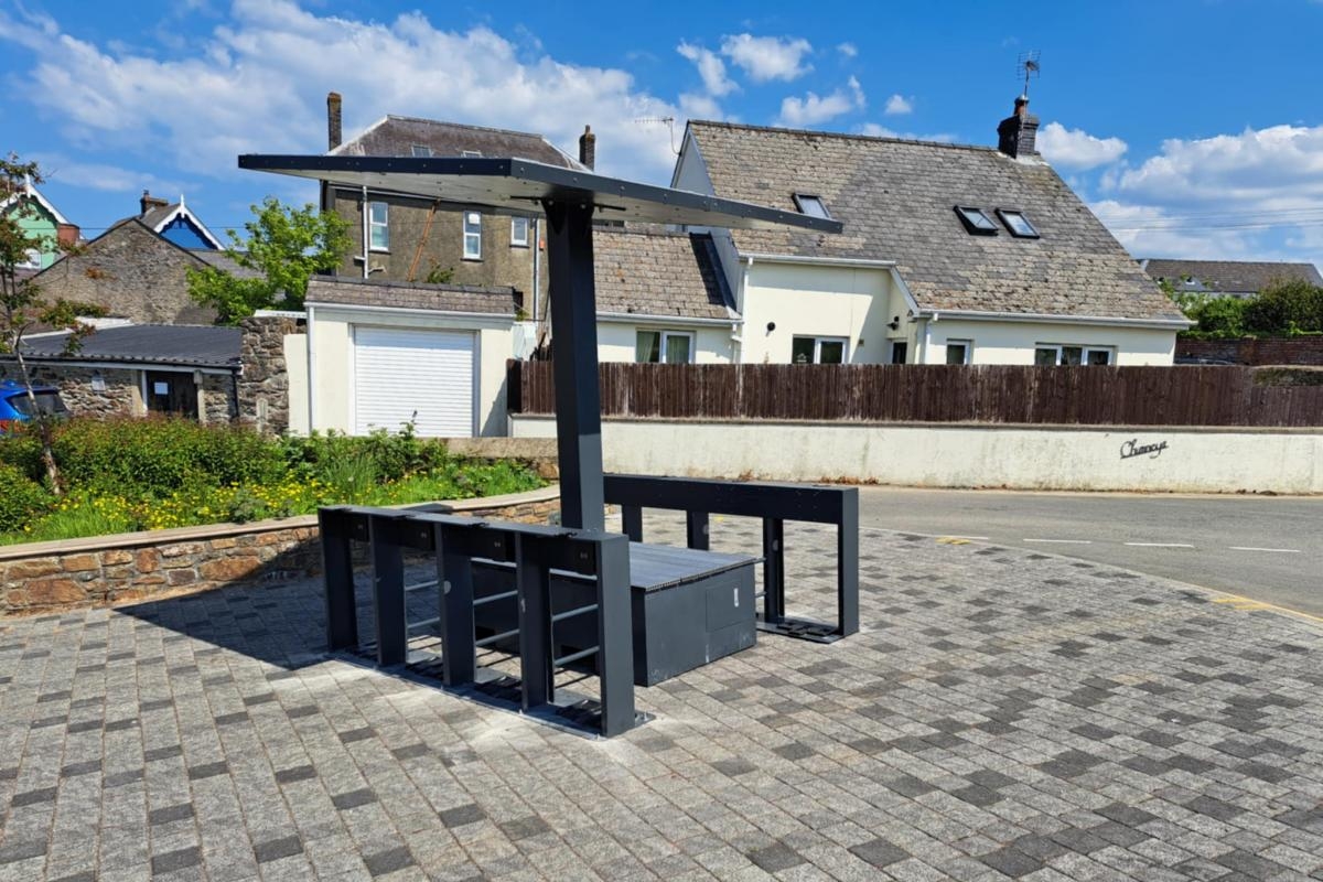 Council responds after 'ugly' structure appears in Pembrokeshire town centre
