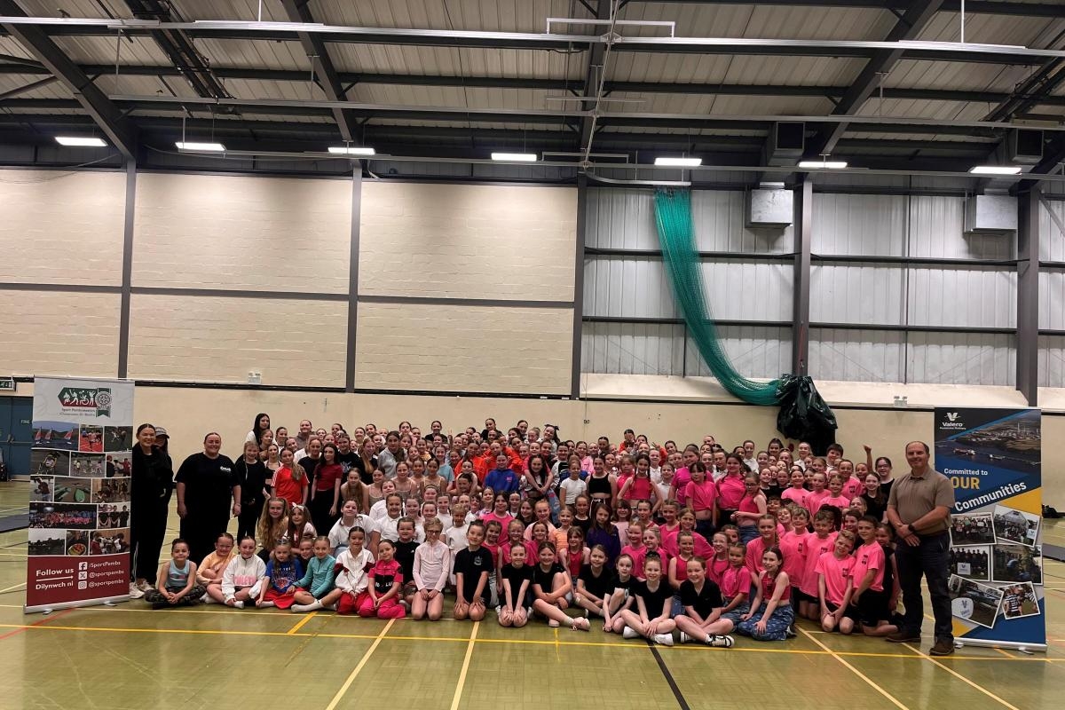 Record-breaking numbers of children take part in dance event