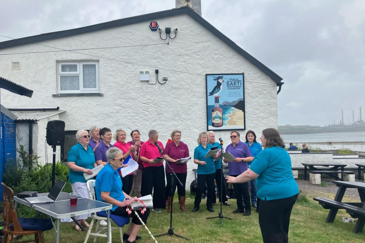 Charity lunch raises more than £1,400 for Paul Sartori
