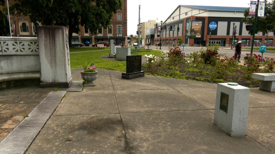 Three people step in after man sets himself on fire
