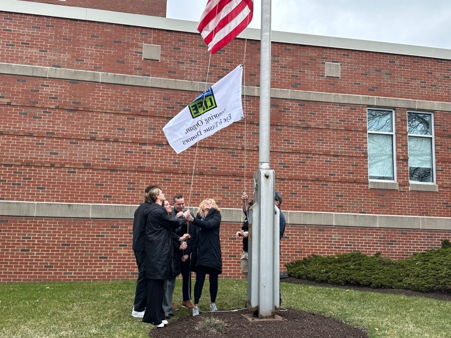 Arnot Health raises flag to honor local organ donor and promote life-saving legacy